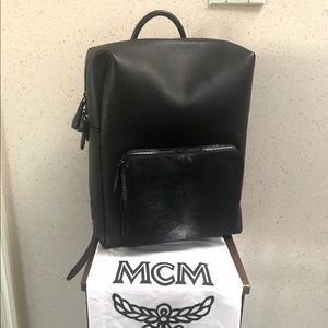 MCM Leather NWT RARE Backpack Large LUX Laptop Bag